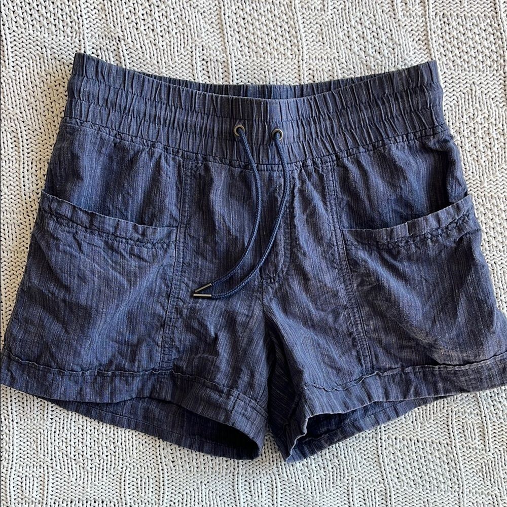 Athleta Cabo Linen 4" Short Women's Sz 4 Chambray Blue - Picture 2 of 10